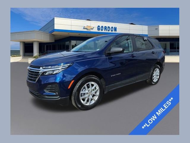 Used 2022 Chevrolet Equinox LS w/ LS Convenience Package image 1