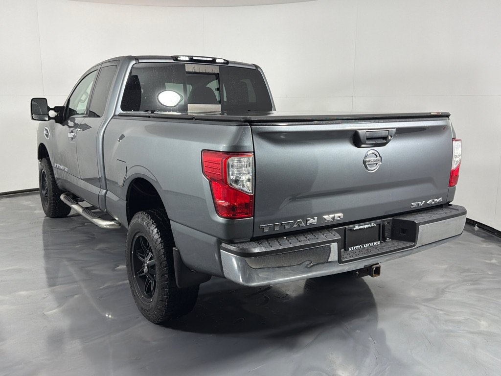 Used 2017 Nissan Titan SV AWD/4WD image 5