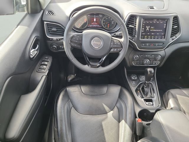 Used 2023 Jeep Cherokee Altitude Lux image 17