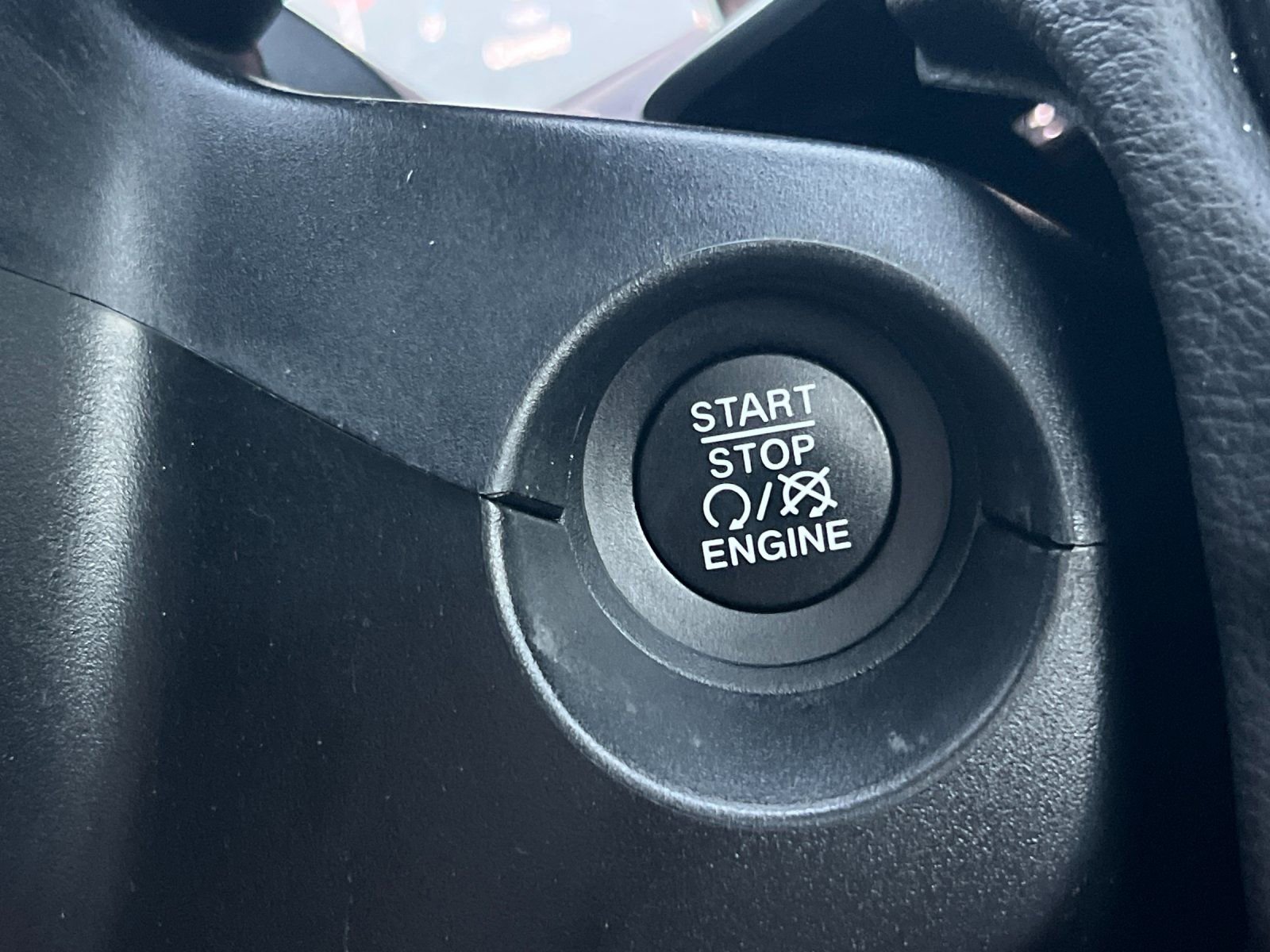 Used 2021 Jeep Compass Limited w/ Sun and Sound Group image 22