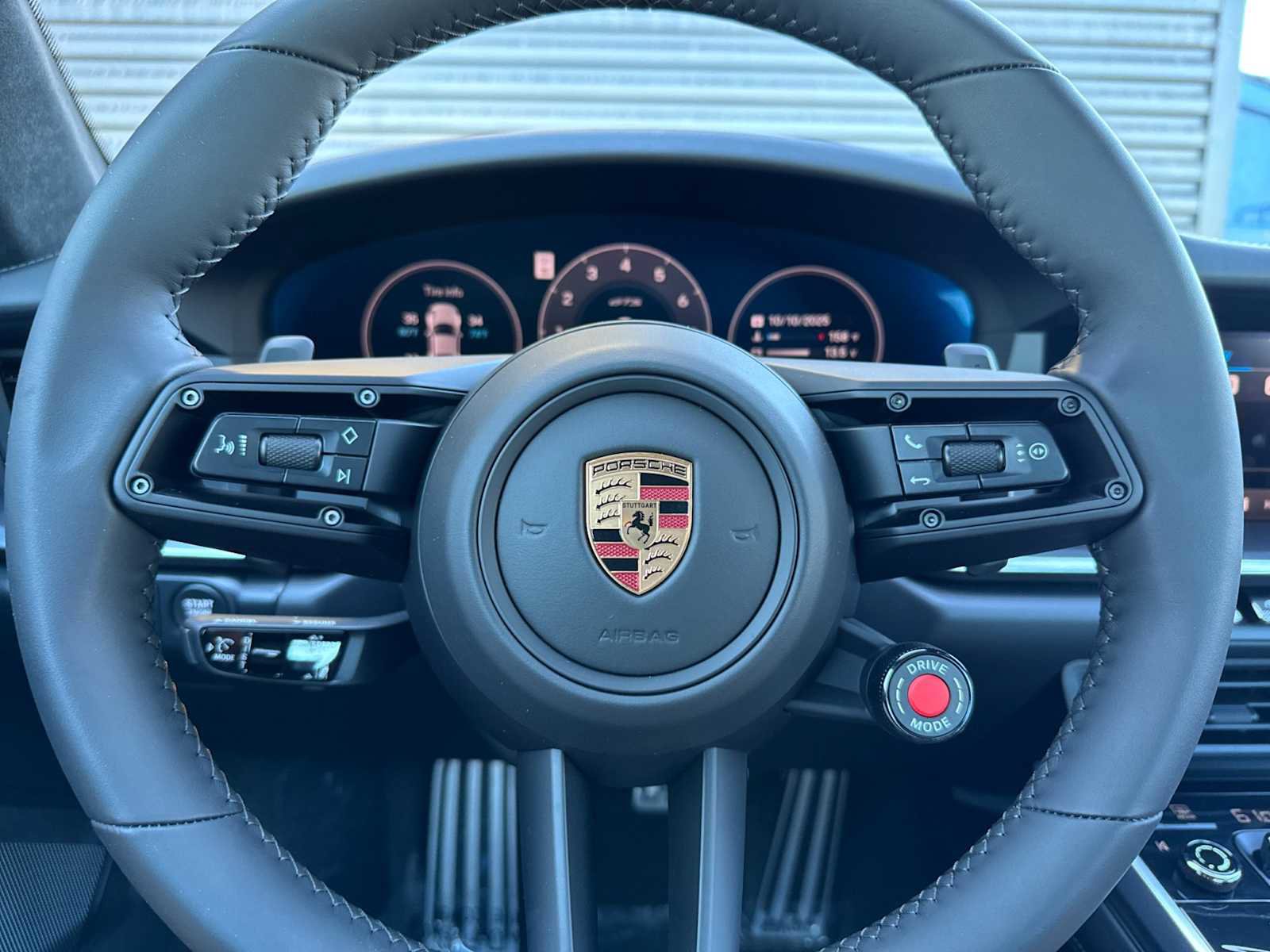 Used 2025 Porsche 911 Carrera 4 GTS image 24