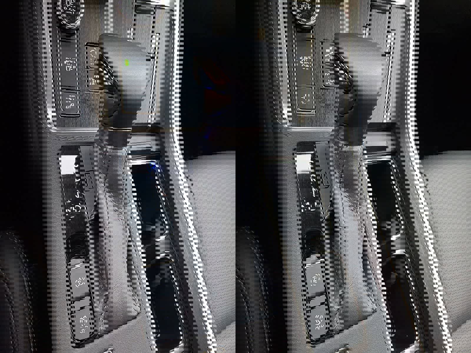 Used 2024 Lexus GX 550 w/ Accessory Package (2T) image 18