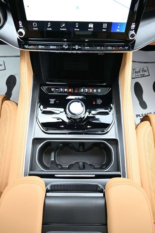 New 2026 Jeep Grand Wagoneer L Summit AWD/4WD image 24