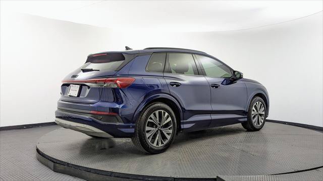 Used 2023 Audi Q4 e-tron Premium Plus RWD image 8