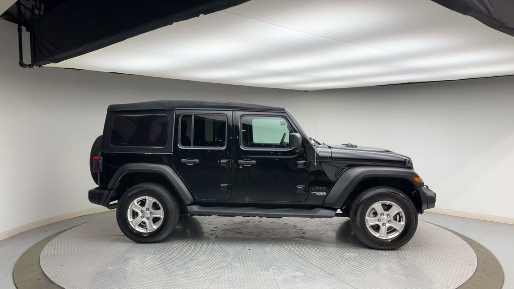 Used 2021 Jeep Wrangler Unlimited Sport image 9