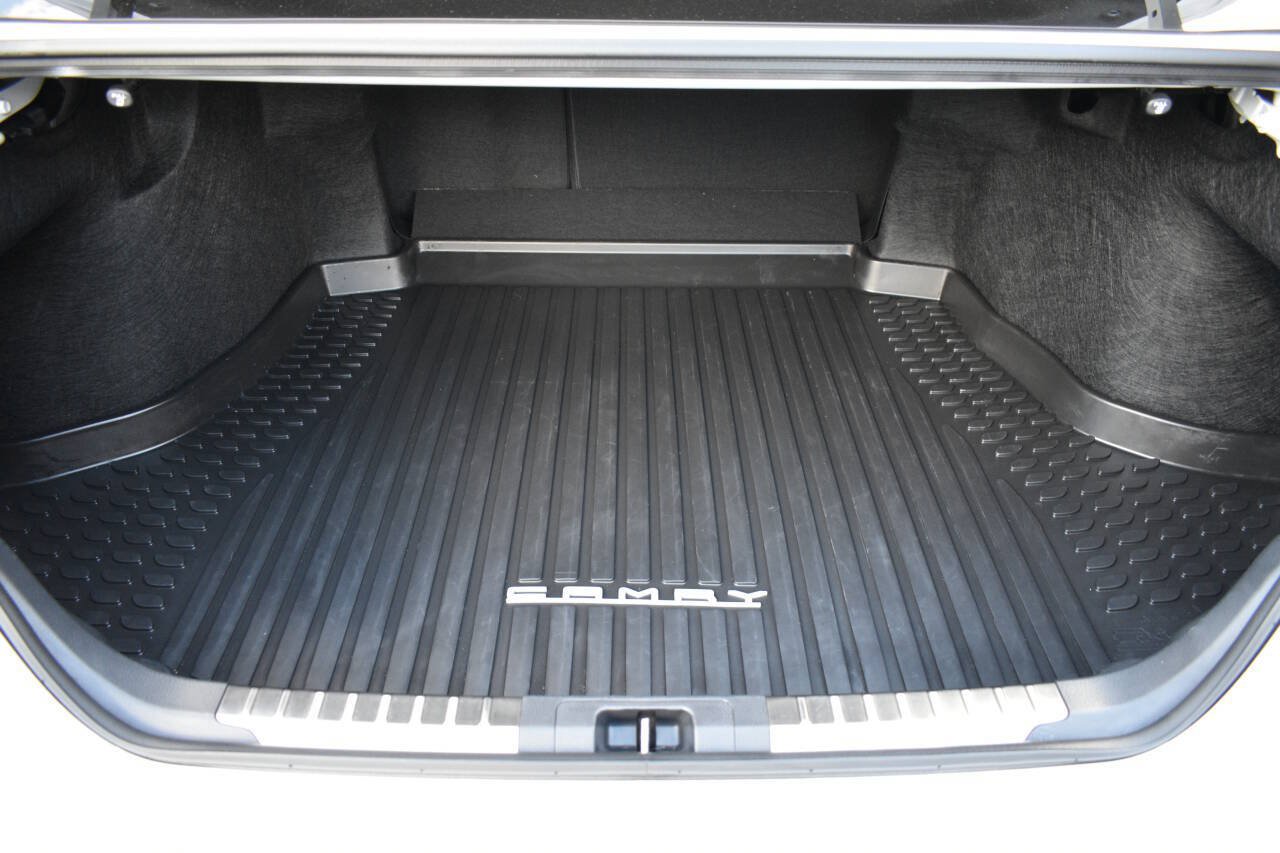 Used 2026 Toyota Camry XSE FWD image 10