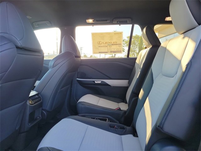 New 2026 Lexus TX 500h AWD image 11