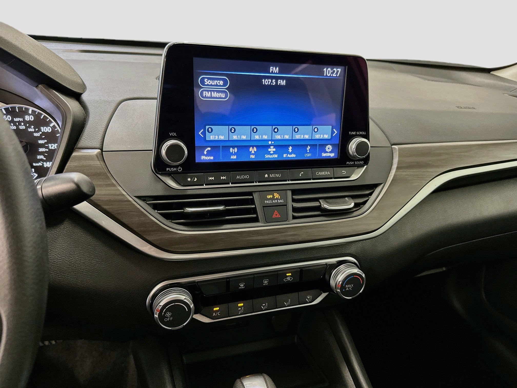 Used 2025 Nissan Altima 2.5 SV AWD/4WD image 25