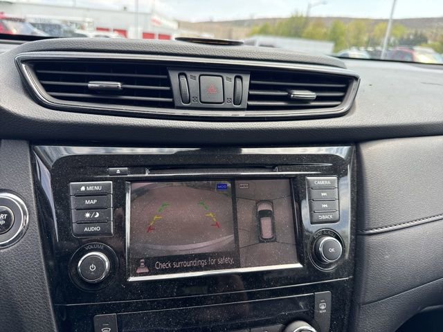 Used 2020 Nissan Rogue SV w/ Sun & Sound Touring Package AWD/4WD image 15