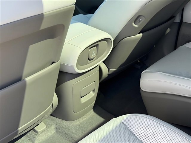 New 2026 Hyundai Palisade Limited image 13