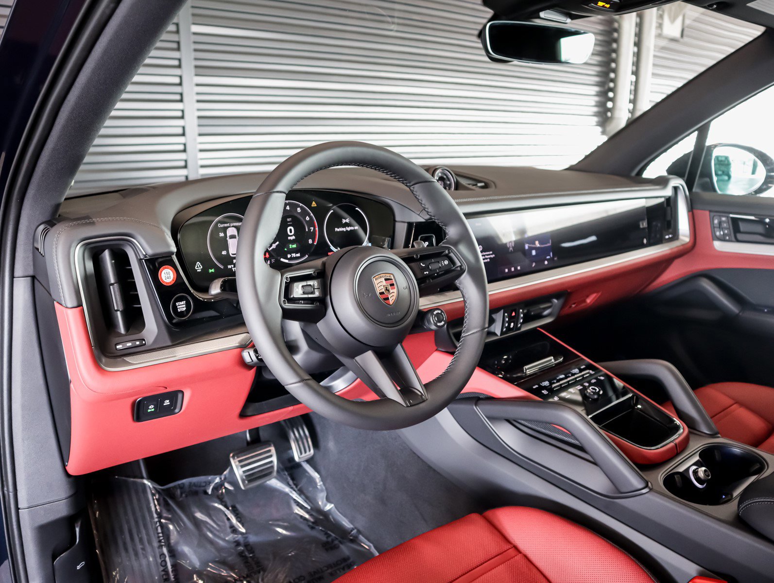 New 2026 Porsche Cayenne S image 4