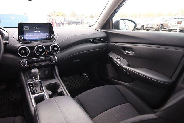 Used 2024 Nissan Sentra SV FWD image 23