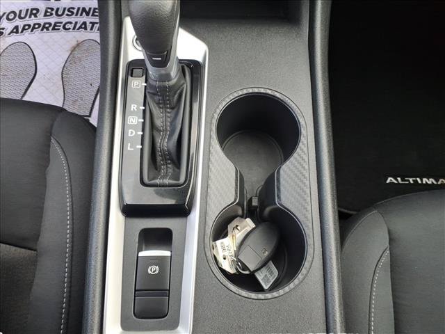 Used 2025 Nissan Altima 2.5 SV AWD/4WD image 28