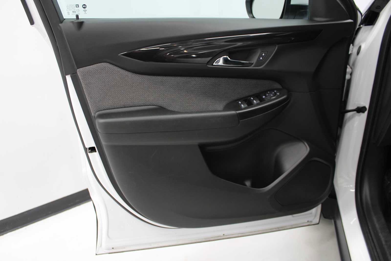 Used 2024 Chevrolet TrailBlazer LT image 13