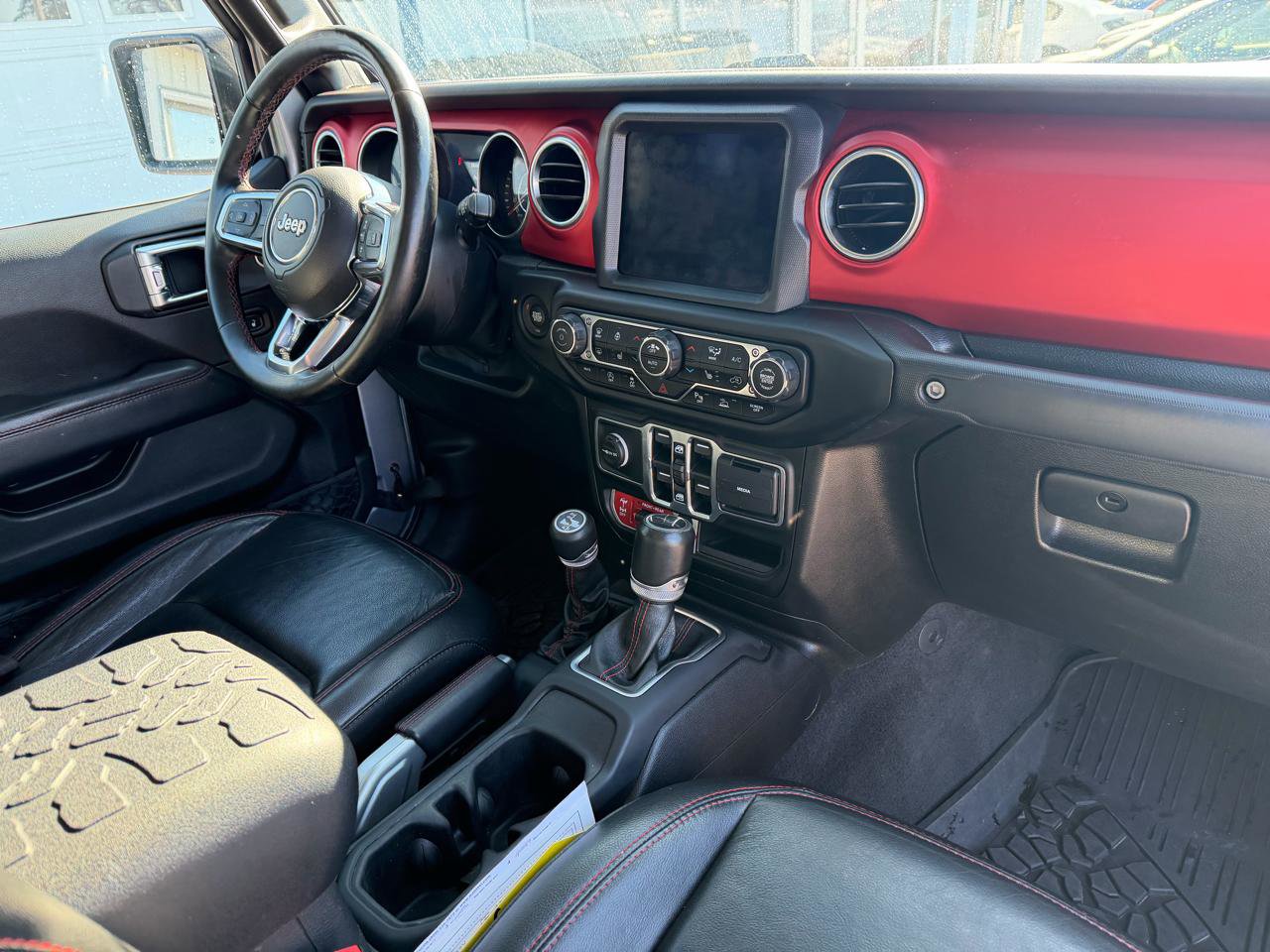 Used 2020 Jeep Gladiator Rubicon w/ Dual Top Group AWD/4WD image 22