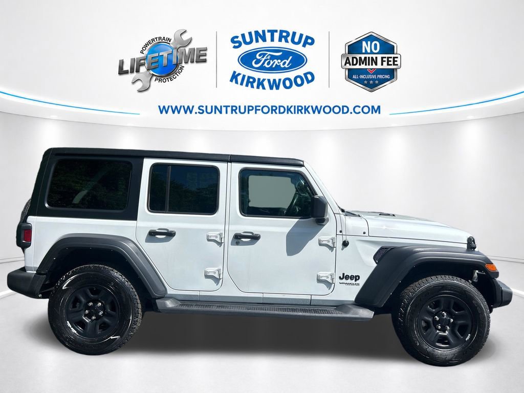 Used 2022 Jeep Wrangler Unlimited Sport AWD/4WD image 2