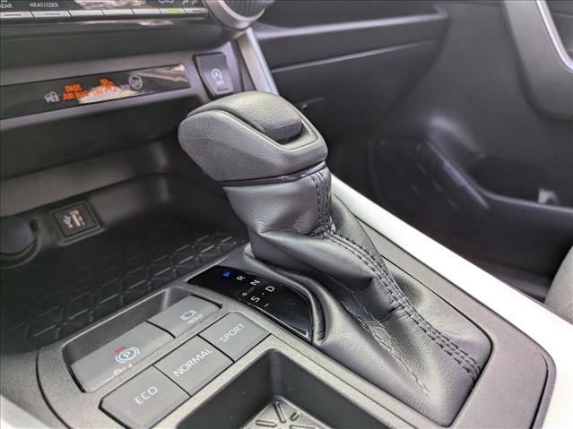 Certified 2024 Toyota RAV4 XLE w/ Convenience Package image 12