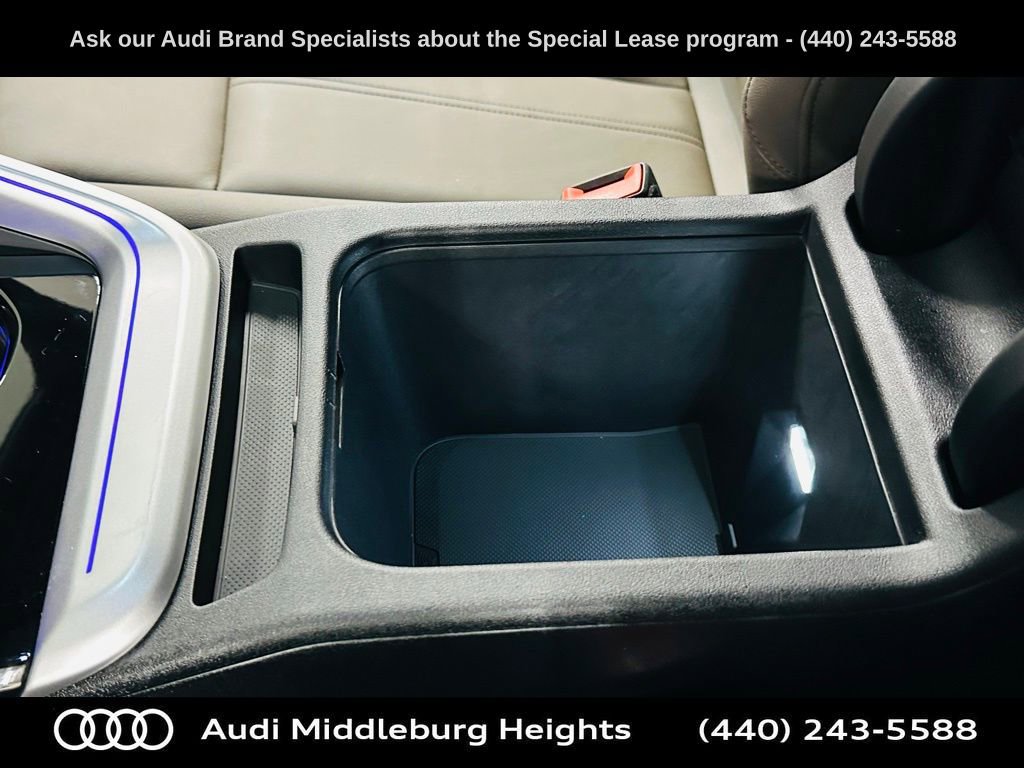 Certified 2025 Audi Q5 Premium w/ Convenience Package image 19