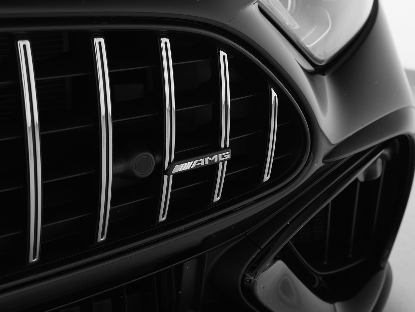 Used 2022 Mercedes-Benz SL 63 AMG 4MATIC image 20