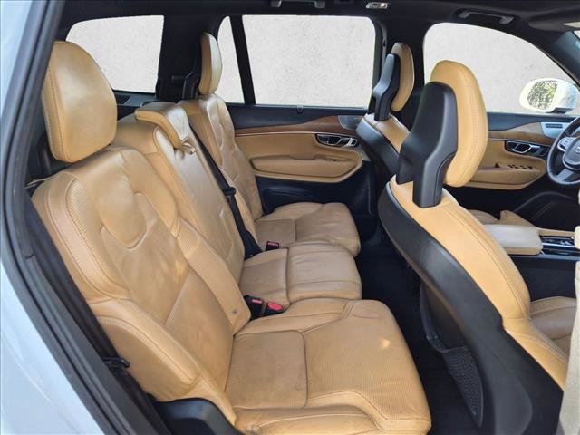 Used 2016 Volvo XC90 T6 Inscription w/ Vision Package AWD/4WD image 18