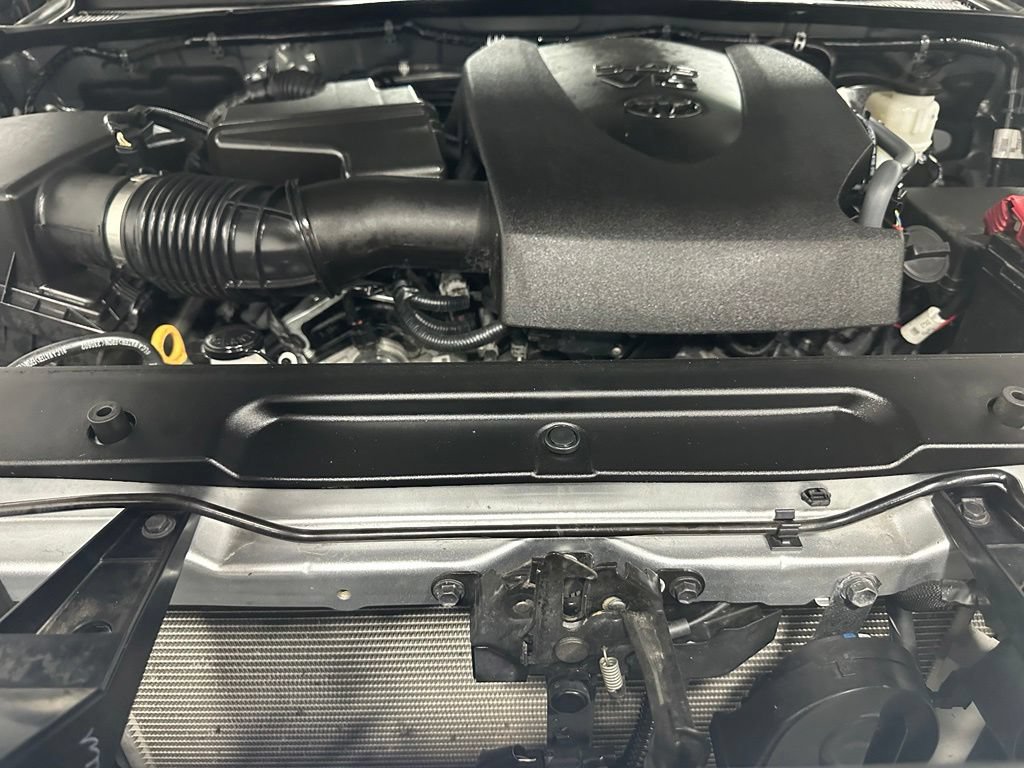 Used 2023 Toyota Tacoma SR5 w/ Technology Package AWD/4WD image 65