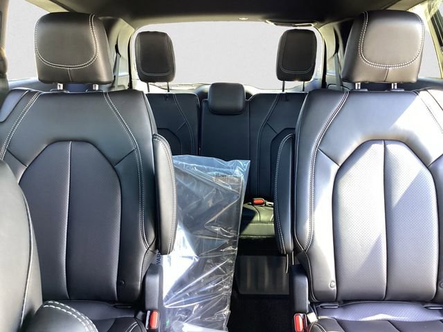 New 2026 Chrysler Voyager LX image 14