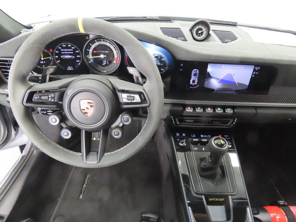 Certified 2025 Porsche 911 GT3 RS RWD image 15