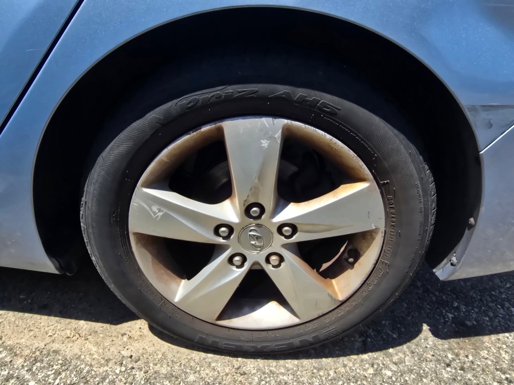 Used 2013 Hyundai Elantra GLS w/ Preferred Pkg FWD image 17
