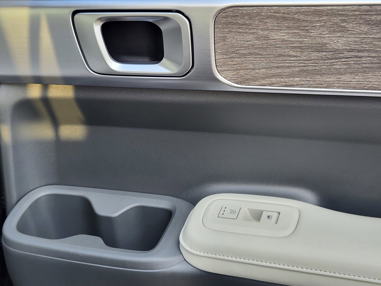 New 2026 Hyundai Santa Fe Calligraphy image 14