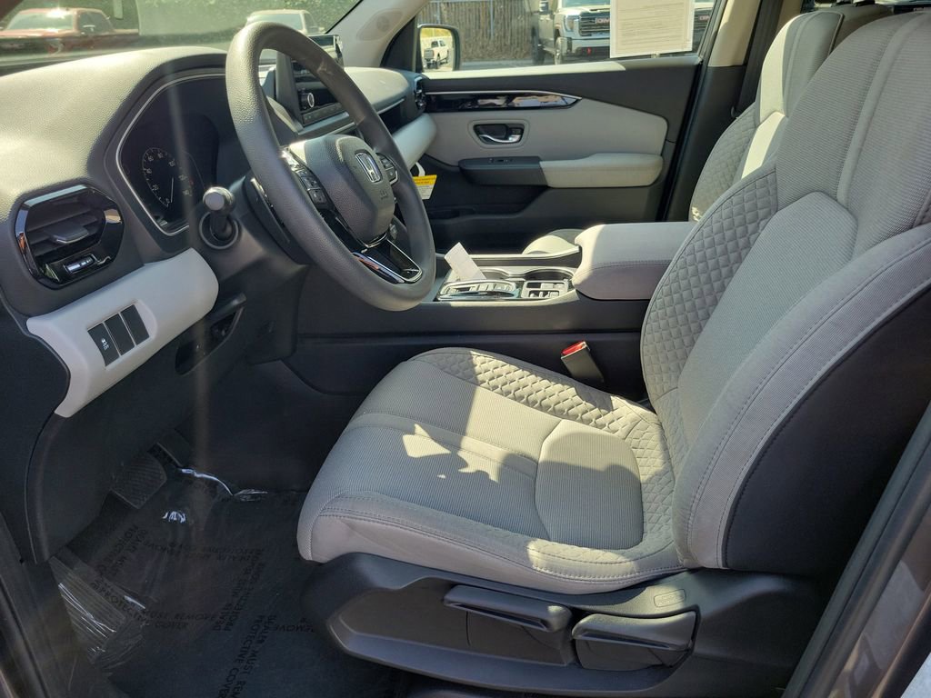 Certified 2023 Honda Pilot LX image 16