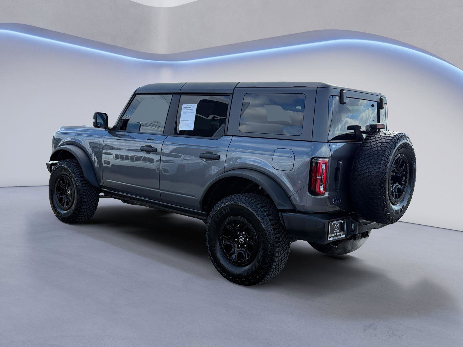 Used 2022 Ford Bronco Wildtrak image 5