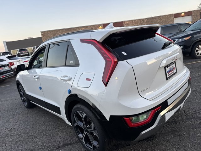New 2025 Kia Niro EX Touring image 23
