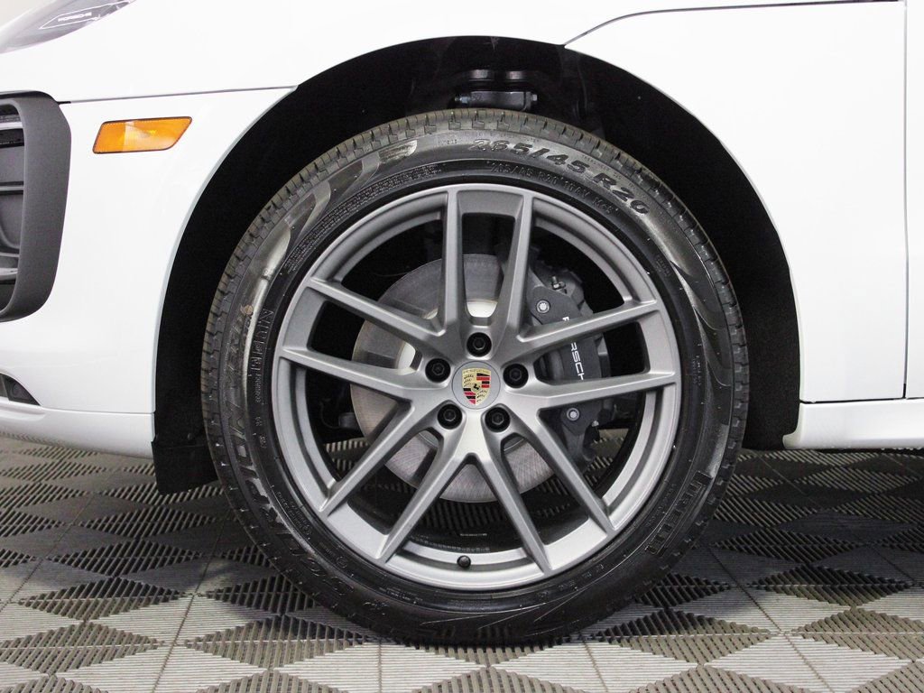 Certified 2026 Porsche Macan Turbo image 39