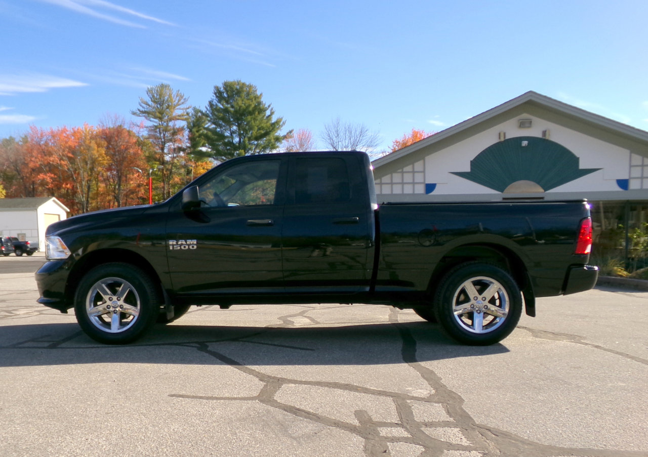 Used 2018 RAM 1500 Express w/ Express Value Package image 23