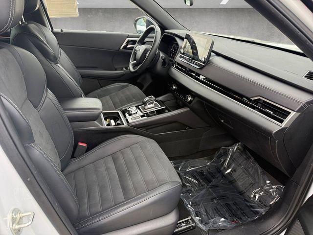 Used 2023 Mitsubishi Outlander SE Black Edition image 24