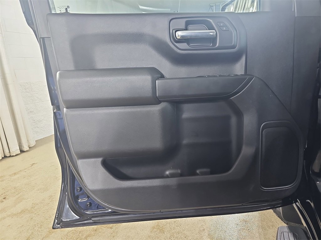 Certified 2023 Chevrolet Silverado 1500 Custom Trail Boss w/ LPO, Dark Essentials Package image 31