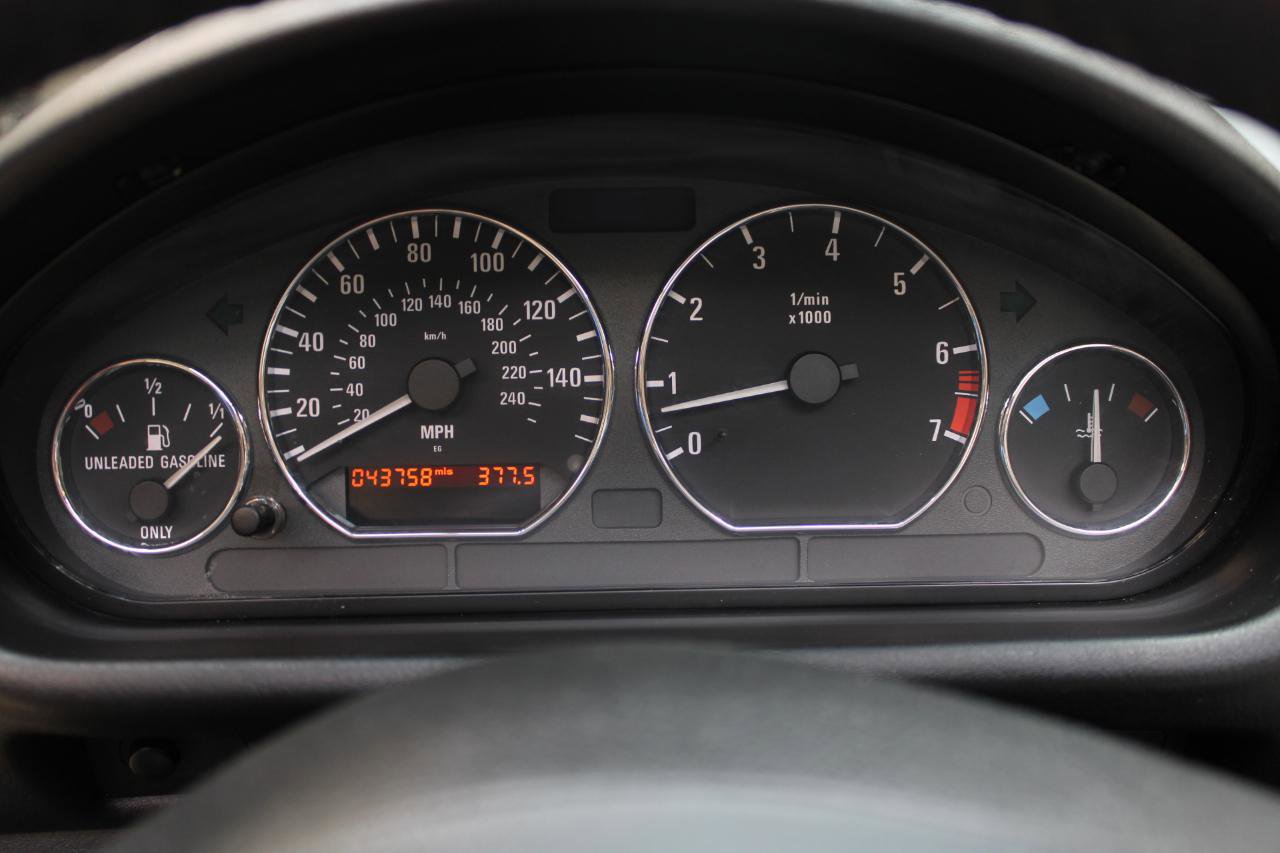 Used 2001 BMW Z3 3.0i image 25