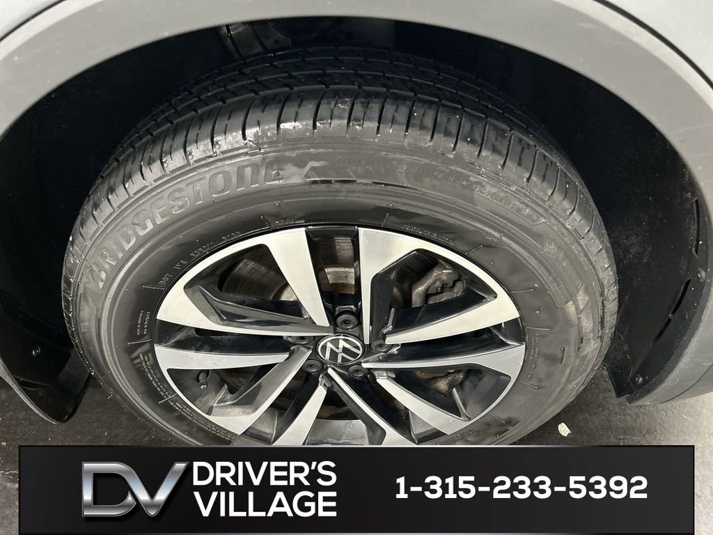 Used 2024 Volkswagen Tiguan S AWD/4WD image 8