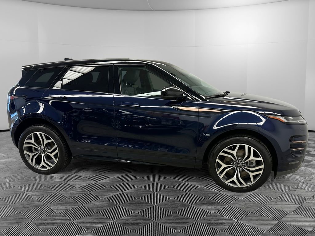 Used 2023 Land Rover Range Rover Evoque R-Dynamic SE image 6