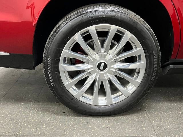 Certified 2024 Cadillac Escalade Premium Luxury w/ Performance Package AWD/4WD image 12