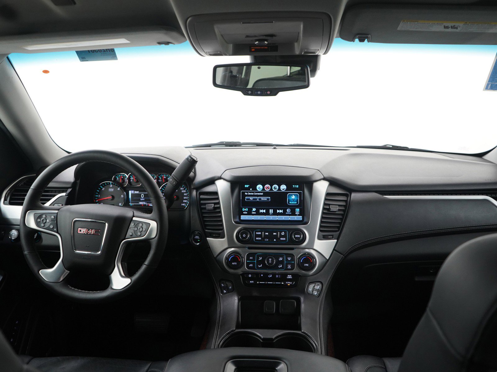 Used 2017 GMC Yukon XL SLT image 15