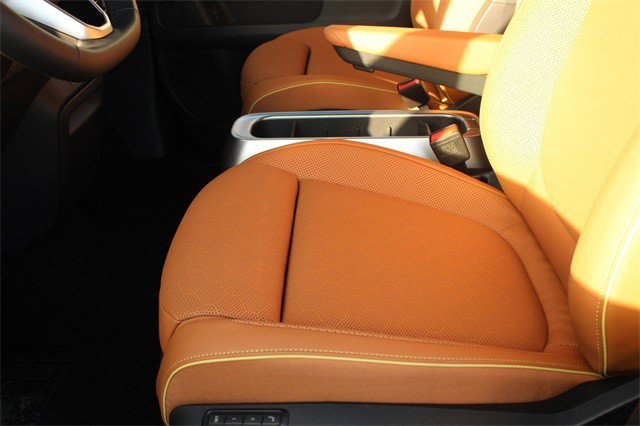 New 2025 Volkswagen ID. Buzz Pro S image 43