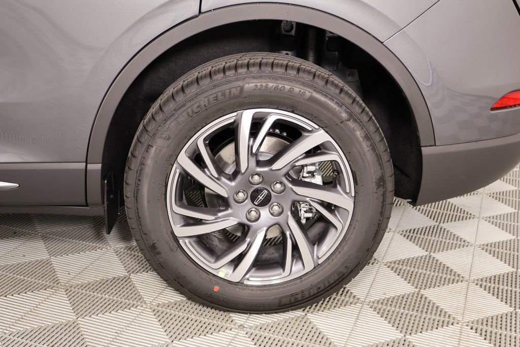 New 2026 Lincoln Corsair Premiere image 19