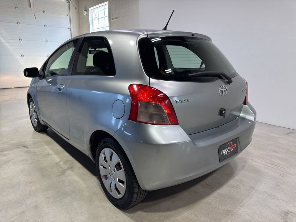 Used 2008 Toyota Yaris 2-Door Hatchback image 5