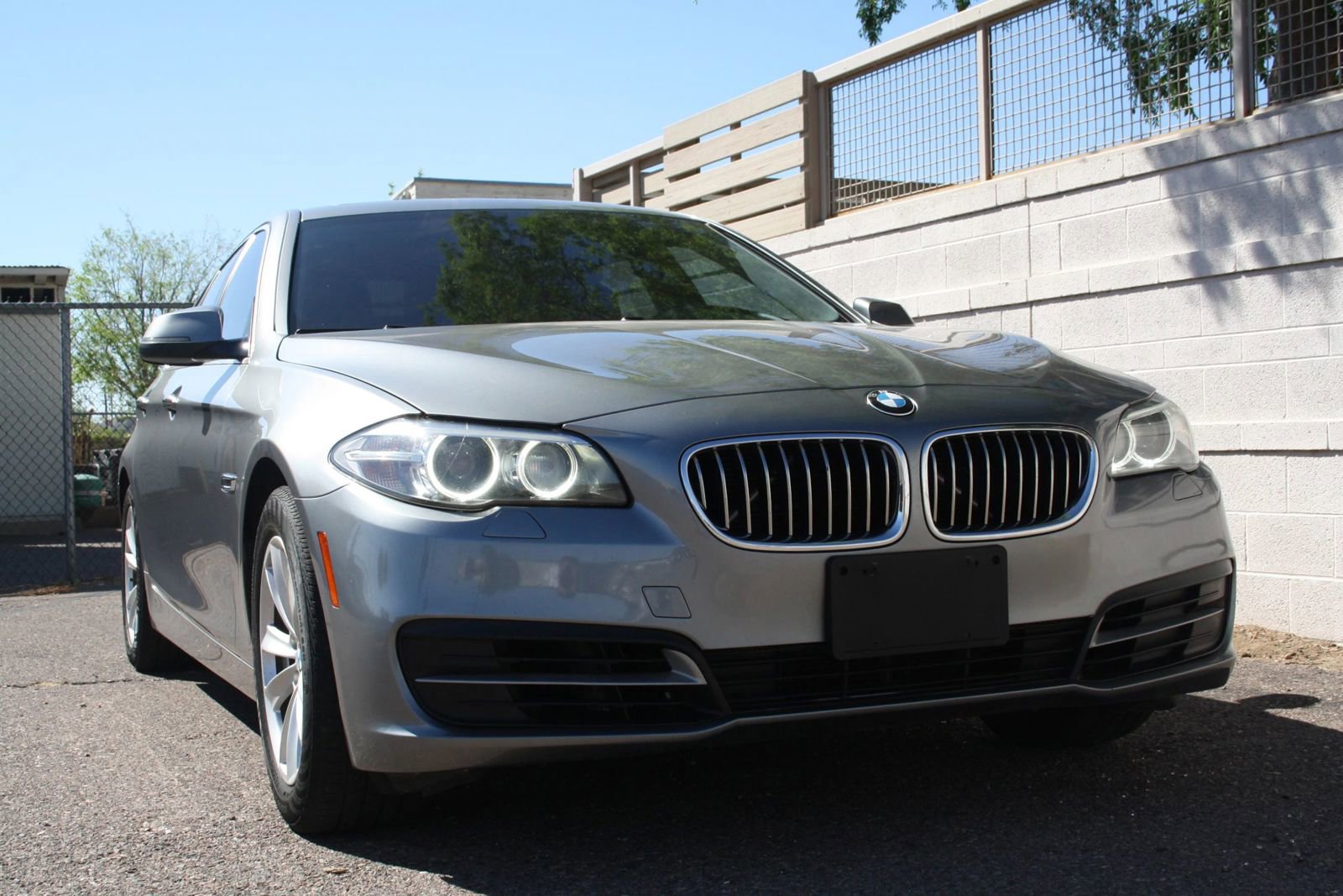 Used 2014 BMW 528i Sedan RWD image 2