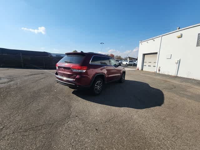 Used 2018 Jeep Grand Cherokee Limited AWD/4WD image 16