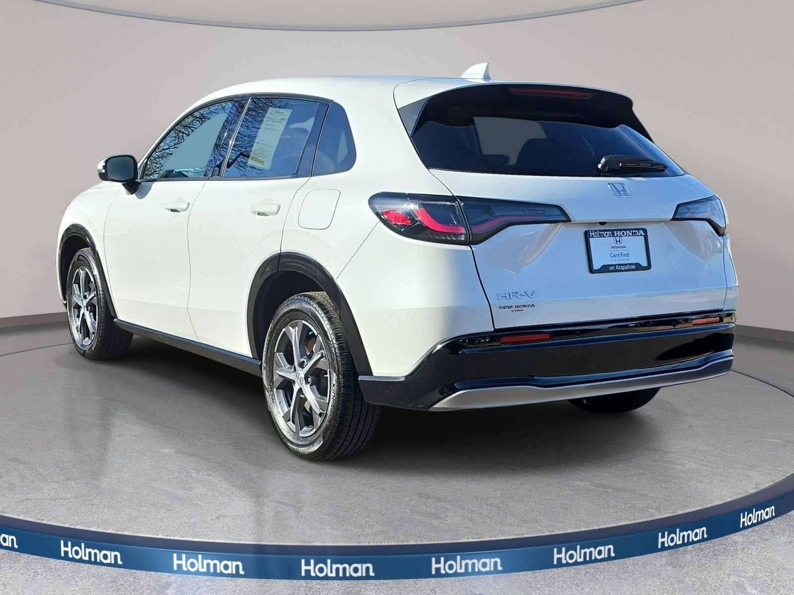 Certified 2024 Honda HR-V EX-L image 4