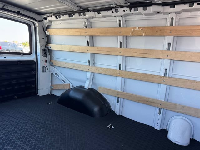Used 2023 Chevrolet Express 2500 w/ Driver Convenience Package RWD image 8