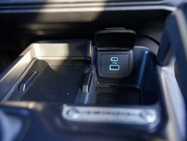 New 2025 Ford Bronco Badlands w/ Sasquatch Package AWD/4WD image 24