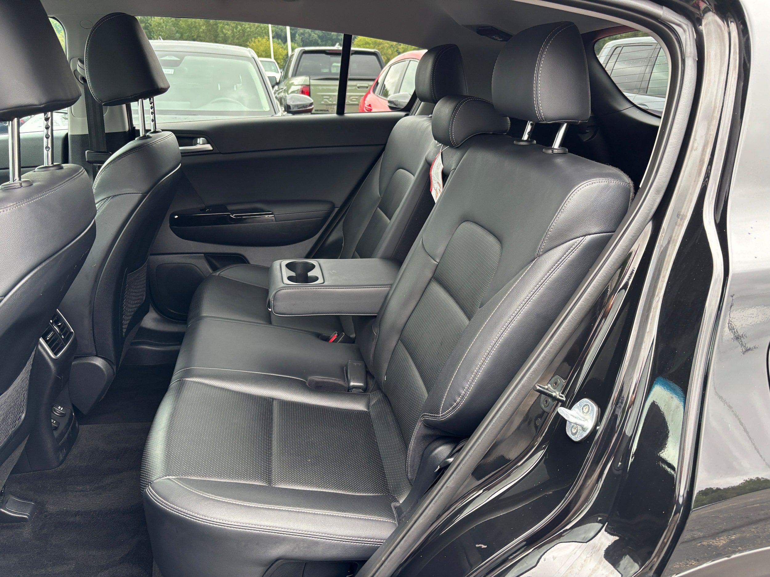 Used 2020 Kia Sportage EX AWD/4WD image 11